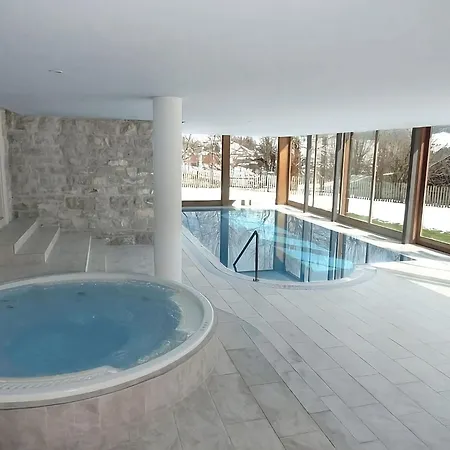 Lejlighed Luxury Apartment, Panoramic Mountain Views, 5 Star Facilities - 3 Bedroom *