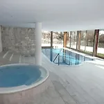 Διαμέρισμα Luxury Apartment, Panoramic Mountain Views, 5 Star Facilities - 3 Bedroom *