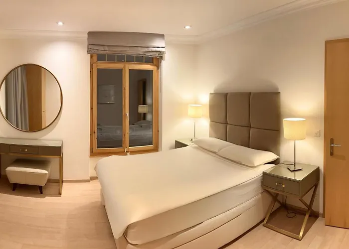 Luxury Apartment, Panoramic Mountain Views, 5 Star Facilities - 3 Bedroom * Chateau-d'Oex